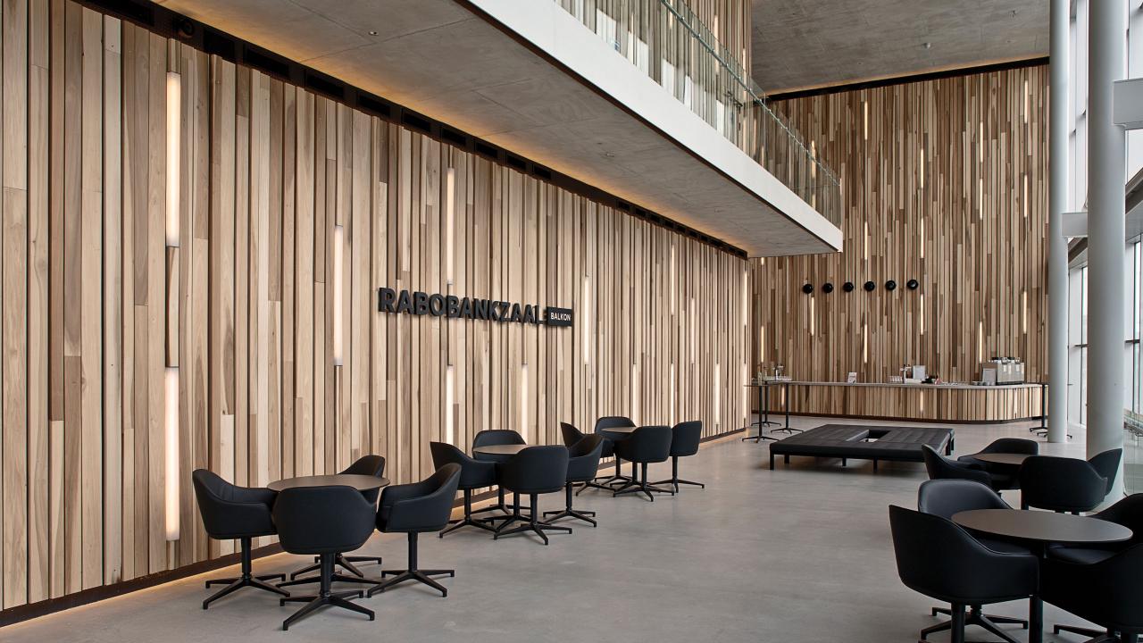 Nieuwegein-Theatre-and-Art-Centre_Dongen-and-Patrick-Koschuch_tulipwood-(4)_carousel.jpg