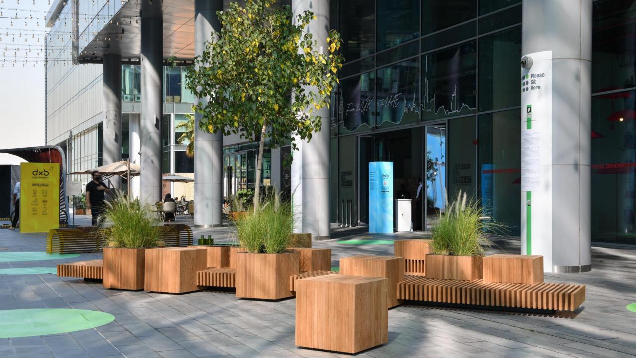 bench h